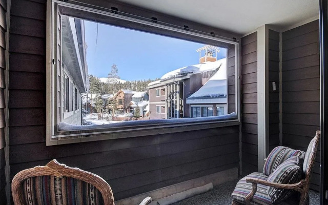 Ski Hill 27 2 Bedroom Condo by RedAwning