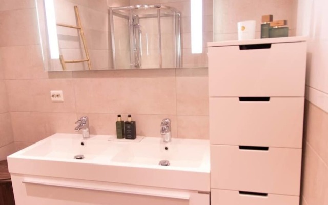 StayPlus Home near Amusement Park