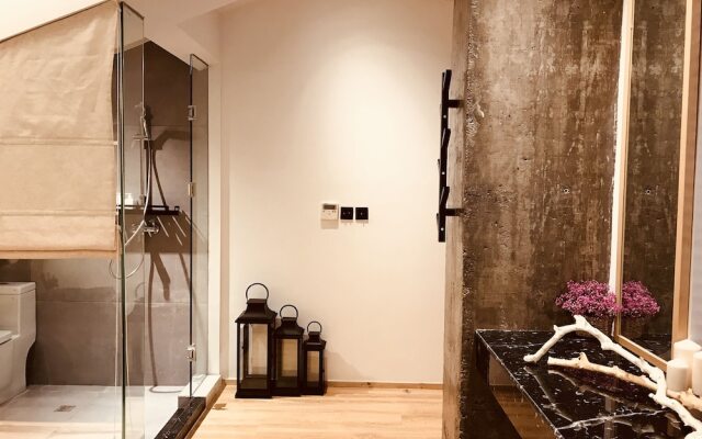 Living And Designing Homestay