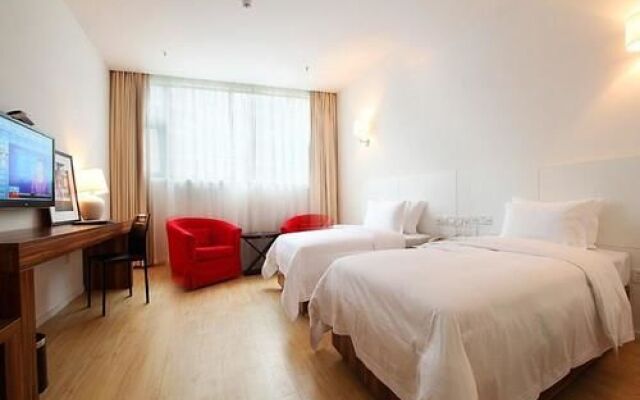 Cloud 1 Hotel Fuling