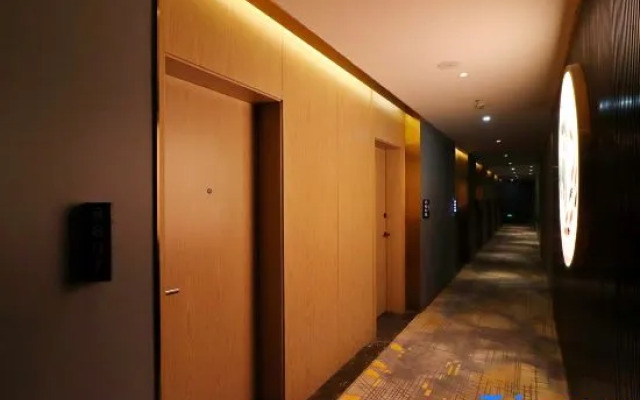 Weiting Hotel (Shanghai Xinhua Hospital Jiangpu Road Subway Station Branch)