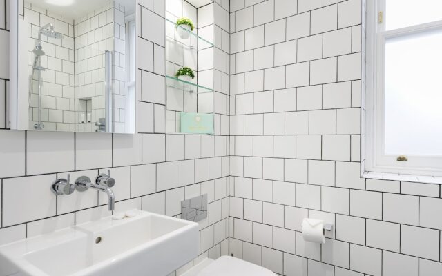 Urban Chic - Shaftesbury