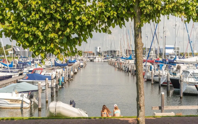 Bungalow Near Oosterschelde Beach