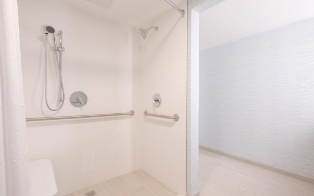 Holiday Inn Express Boston - Waltham by IHG