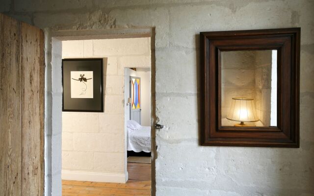 La Porte Rouge - The Red Door Inn Chambres d'Hotes