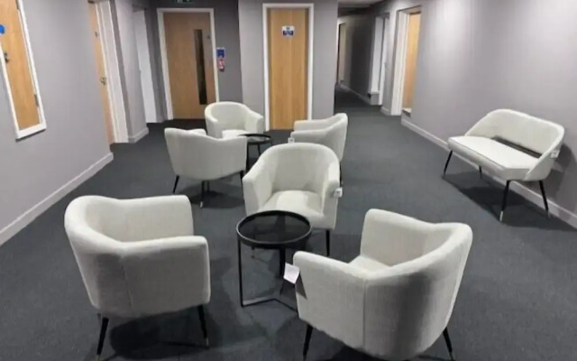 Park Lane Aparthotel