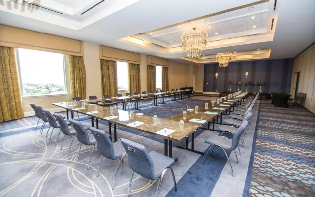 Hyatt Centric Delfina Santa Monica