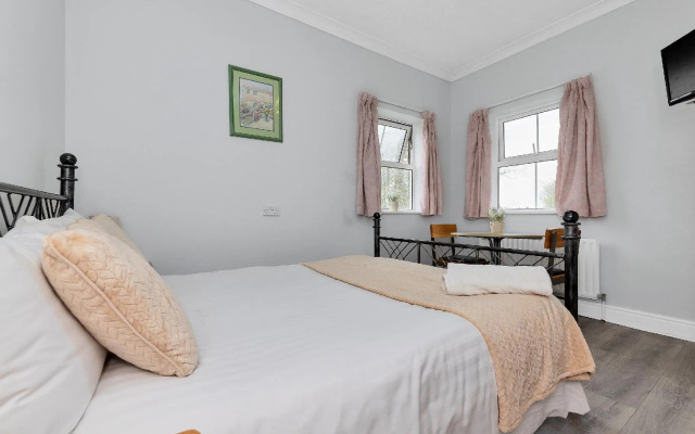 Shelford Lodge