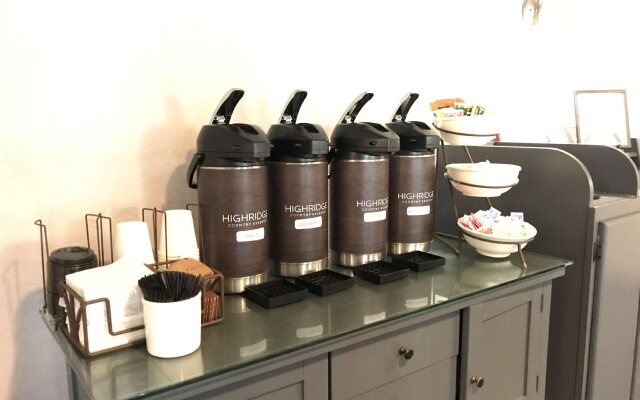 Holiday Inn Express & Suites Zion by IHG
