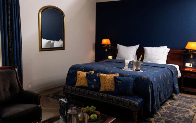 Landhuishotel & Restaurant De Bloemenbeek