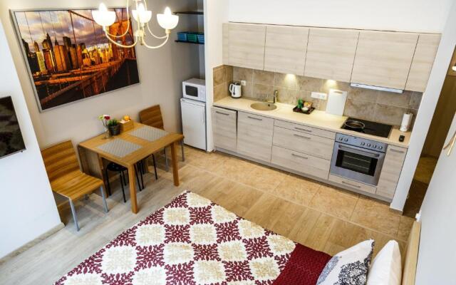 Hazel Apartment