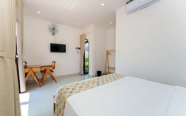 Hoi An baby shark hostel