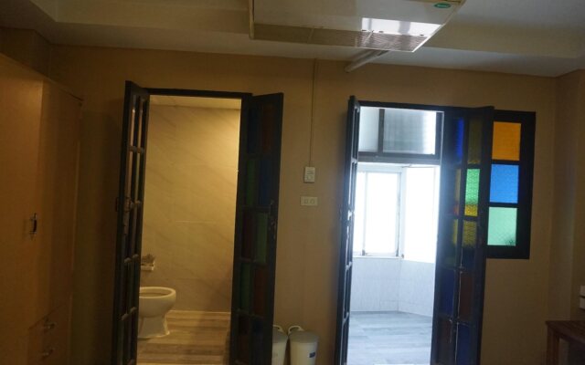 Bangkok Travel Suites
