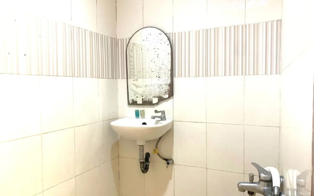 Hotel O Wisma Phinisi Syariah Near Mall of Pinrang Sejahtera