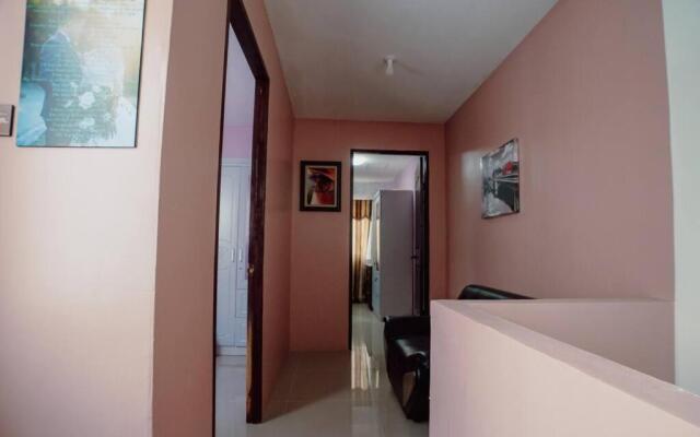 Beautiful 2-Bedroom Townhouse in Panglao Island