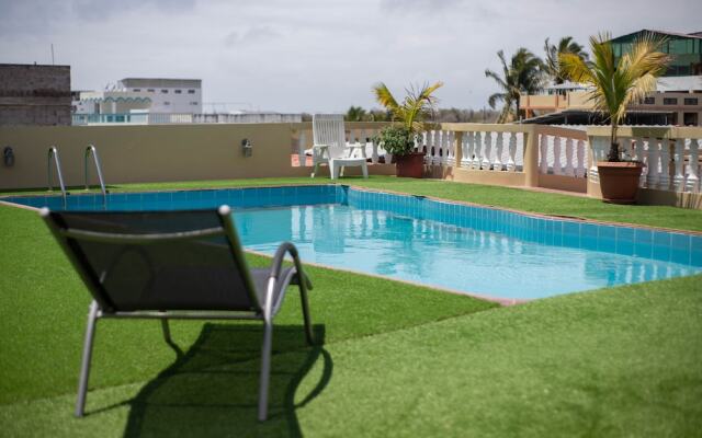 Hotel Red Booby