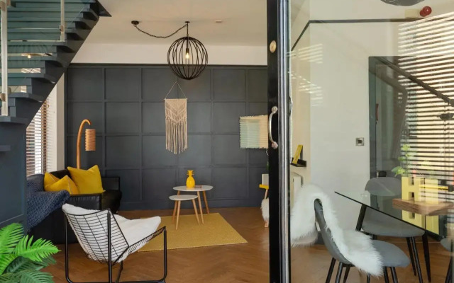 Accommodation @ 32