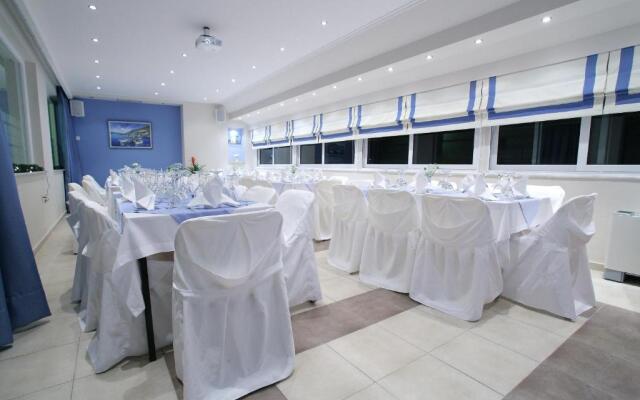 Philoxenia Hotel