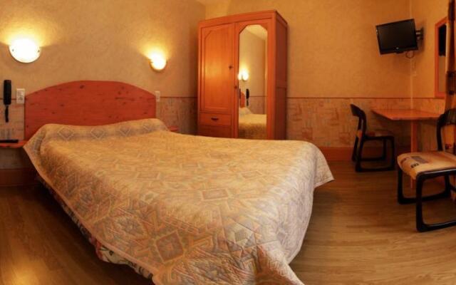 Hotel Universel