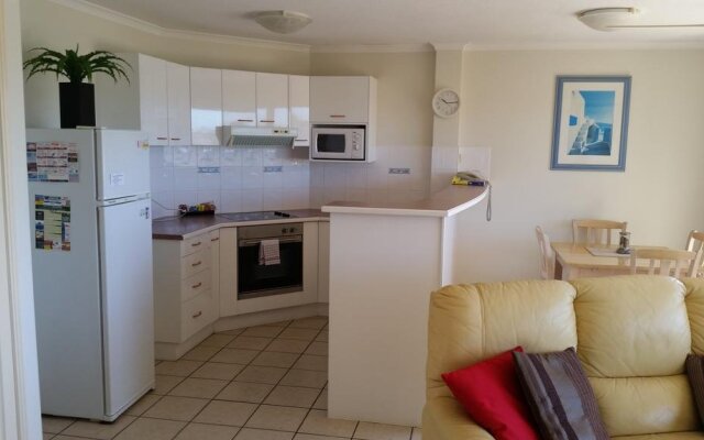 Alexander Beachfront Apartments