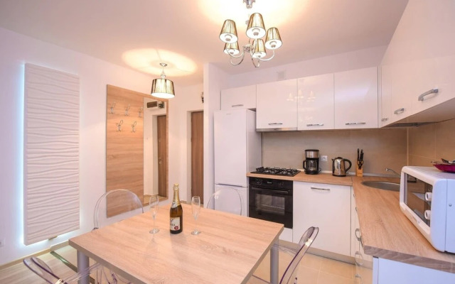 Privilege Apartment - Two Bedrooms - 5 Guests - Cismigiu Gardens