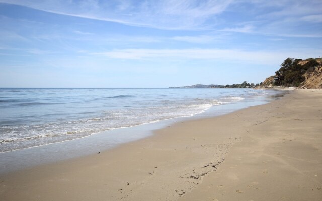 3BR 2BA Summerland Beach Retreat Ocean Views by RedAwning