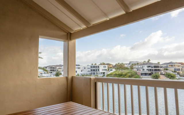 The Marina Hotel - Mindarie
