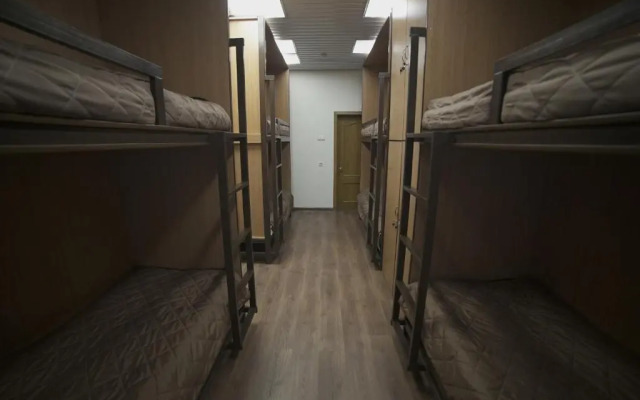 Hostel Monaco