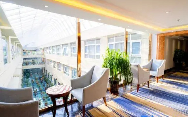 Tashi Tering International Hotel (Lhasa Potala Palace)