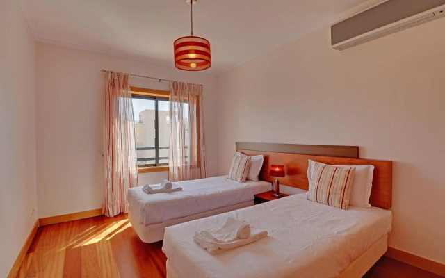 Albufeira Modern with pool by Homing