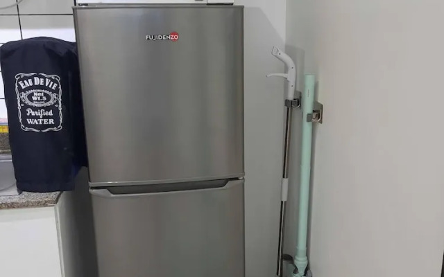 Stylish Condo at Mezza 1 With Fast Wifi & Netflix