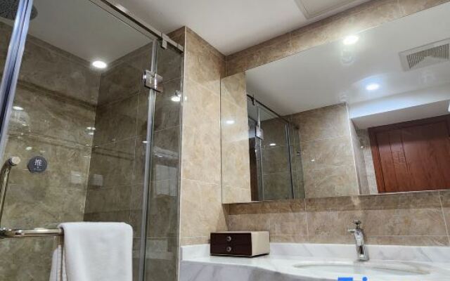 Wanshang Ruyi Hotel (Beijing Lugu East Street)