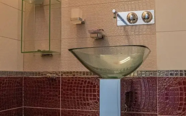 Pink Rose Beachfront Villa