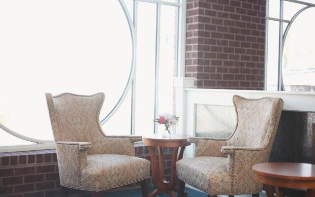 Sheridan Livery Inn & Restaurant