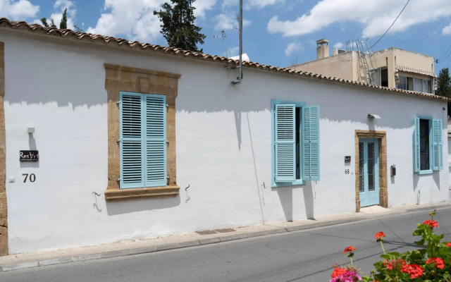 Resart Traditional House