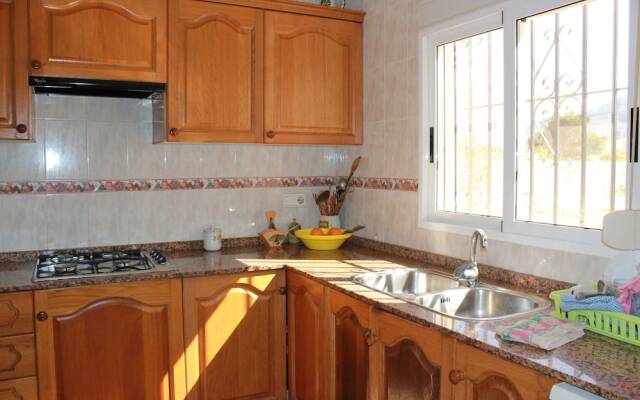 008 Villa Melo