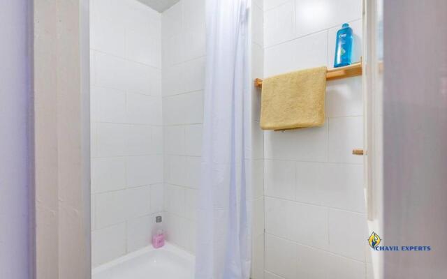 Gabriella Aprt, 3 Bedroom, Parking, City Centre