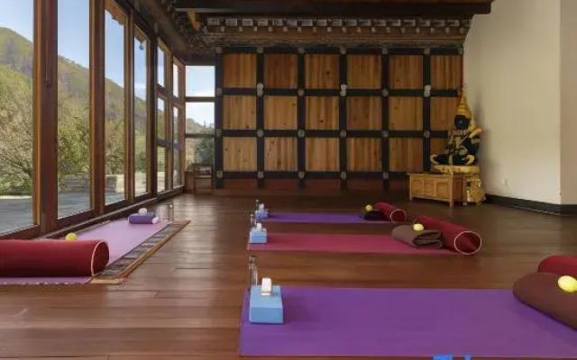Zhiwa Ling Heritage