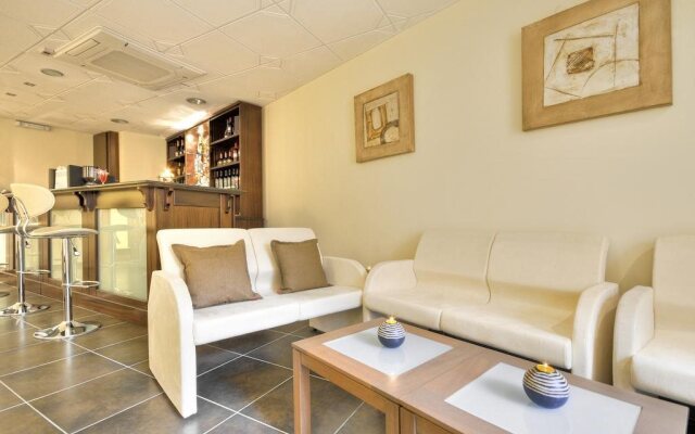 Euro Guest House