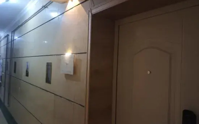 Comeacross River-View Homestay (Jiefangbei Hongya CaveBranch)