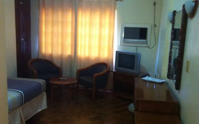 Tondaligan Beach Hotel