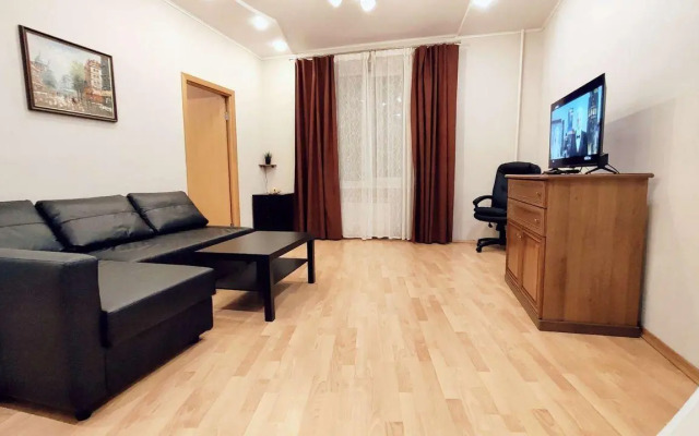 Апартаменты на улице Ванеева 51