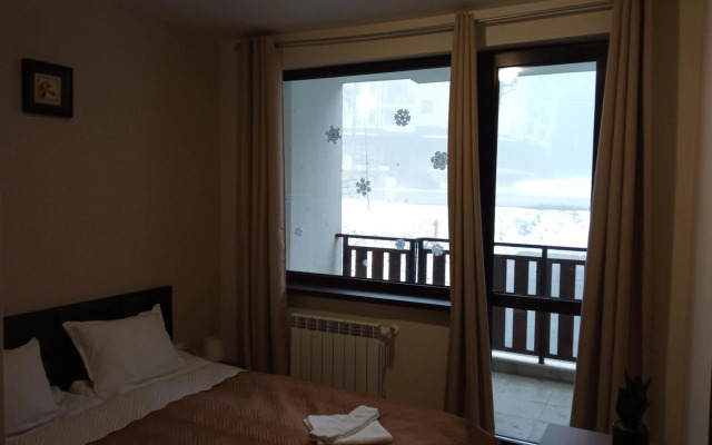 Apartment E23 Borovets Gardens