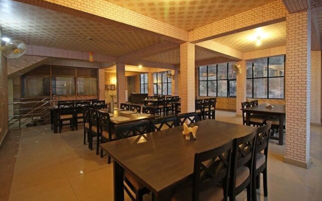The Raikwals Hotel and Resturant
