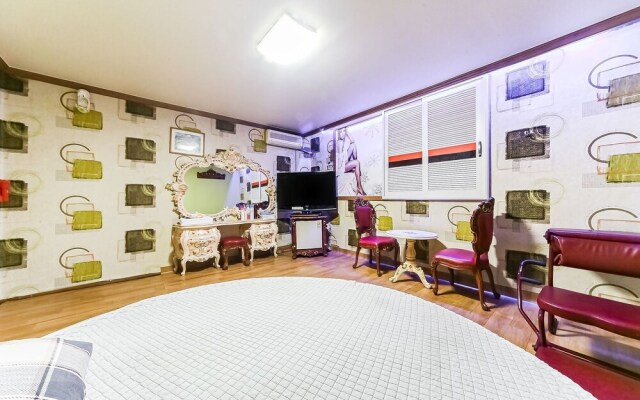 Busan Janglim Blue Moon Hotel