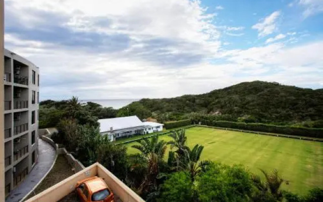 Kat Leisure The Reef Bed and Breakfast