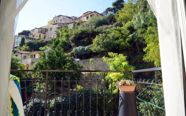 Balcony Flat Near the Center by Wonderful Italy