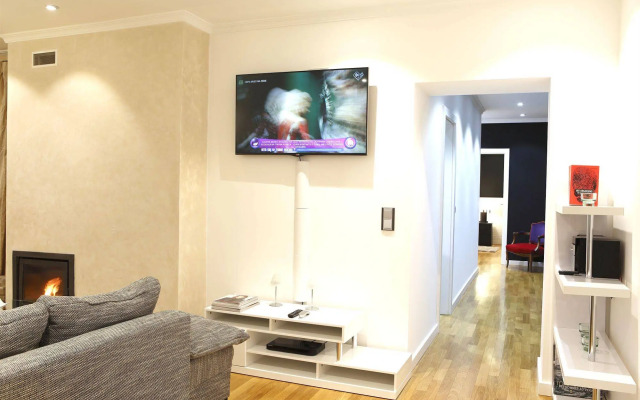 The Queen Luxury Apartments - Villa Cortina