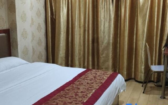 Qianchunchen Business Hotel