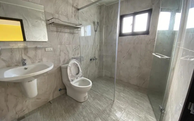 Hualai Hujia Homestay